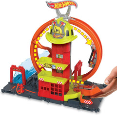Hot Wheels City - Caserma dei Pompieri con Super Loop inclusa una macchinina