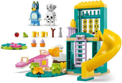Lego Bluey - Divertimento al parco giochi di Bluey e Chloe