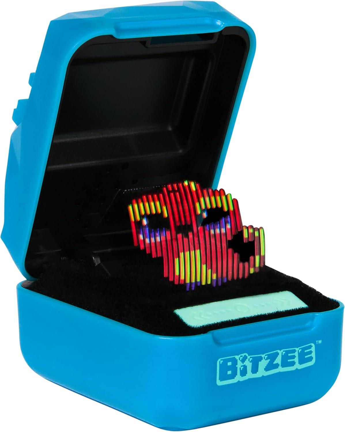 Bitzee, Giocattolo Interattivo Animaletto Digitale E Custodia Con 15 Animali All Interno Animaletti Elettronici Virtuali Che Reagiscono Al Tocco Giocattoli Per Bambini E Bambine Bitzee, Giocattolo Interattivo Animaletto Digitale E Custodia Con 15 Animali All Interno Animaletti Elettronici Virtuali Che Reagiscono Al Tocco Giocattoli Per Bambini E Bambine